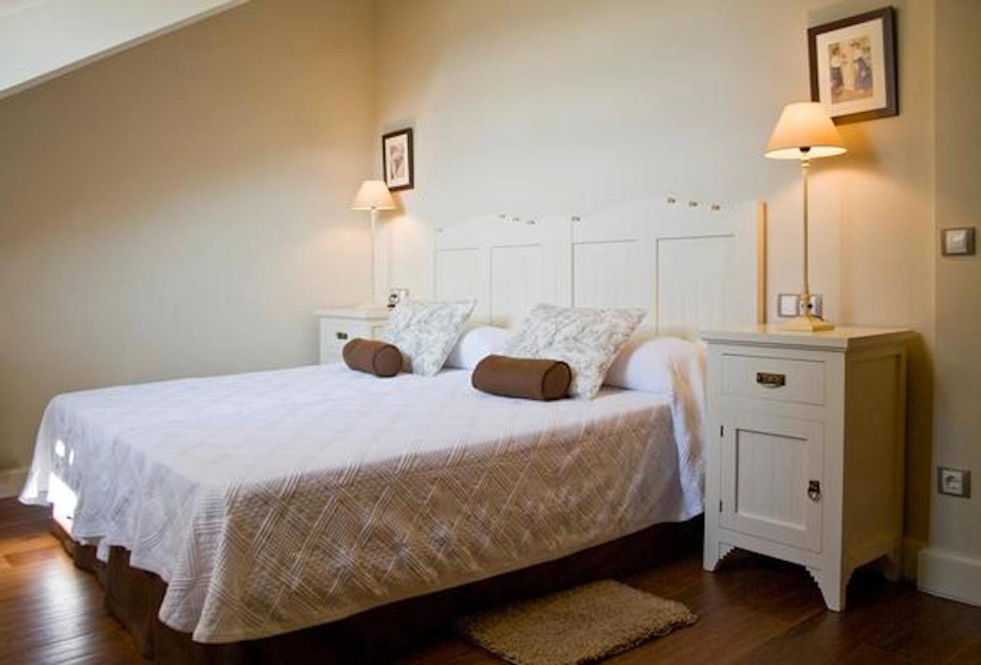 Las Casas Rurales Huerta San Benito Villamayor  客房 照片