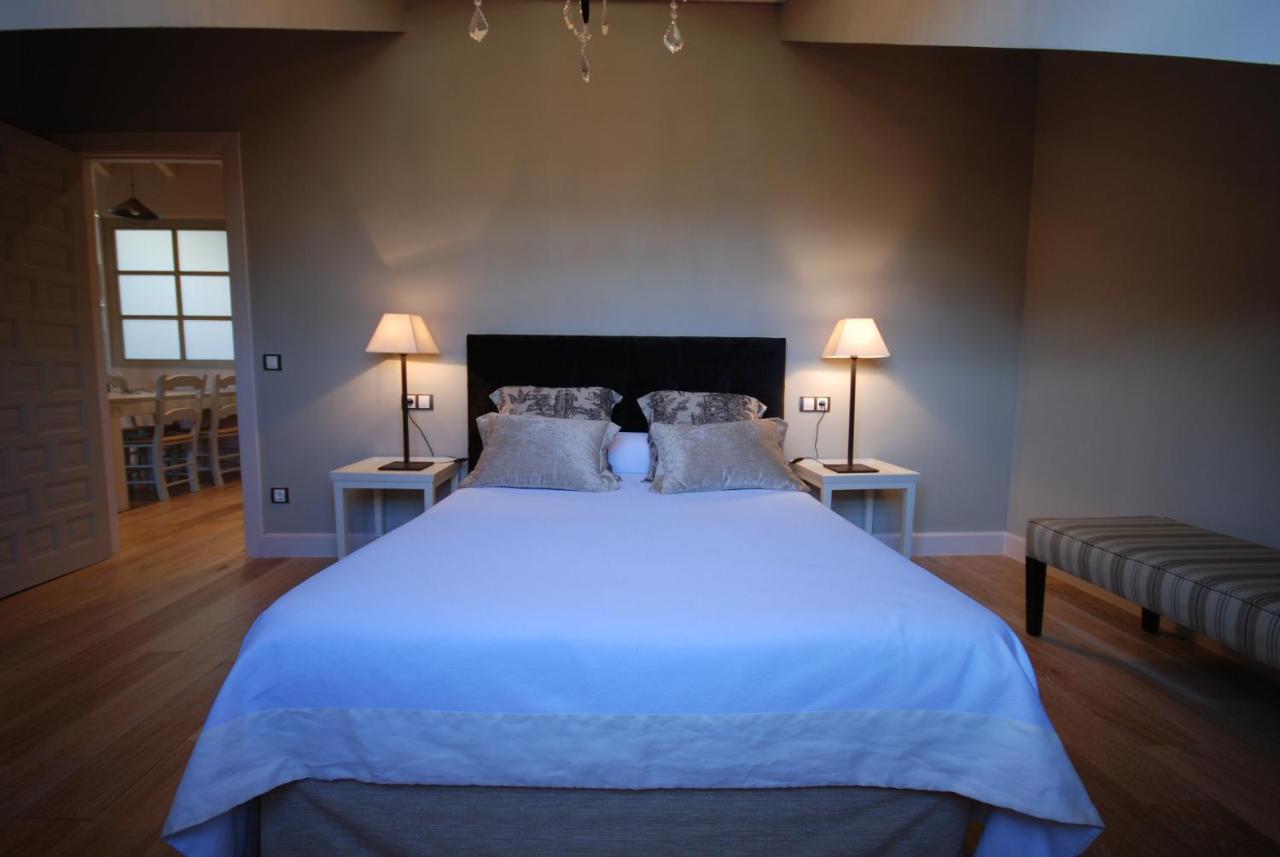 Las Casas Rurales Huerta San Benito Villamayor  外观 照片